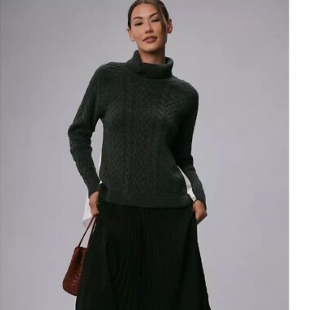 Anthropologie dark gray cable knit sweater with cream back panel - Picture 5 of 7